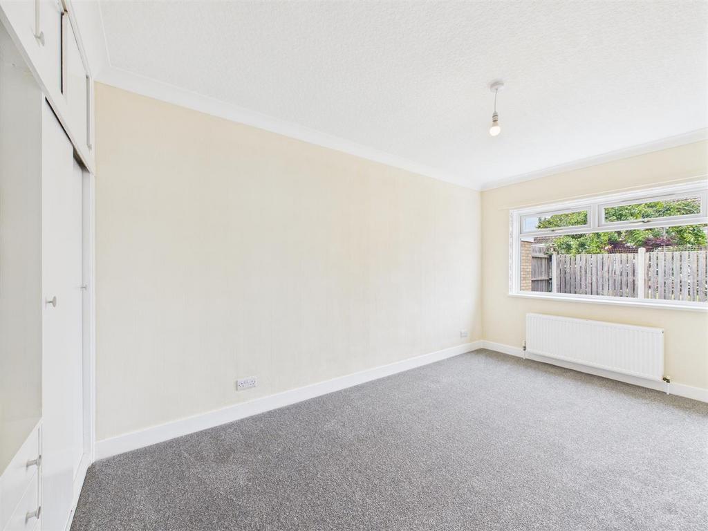 Bedroom: