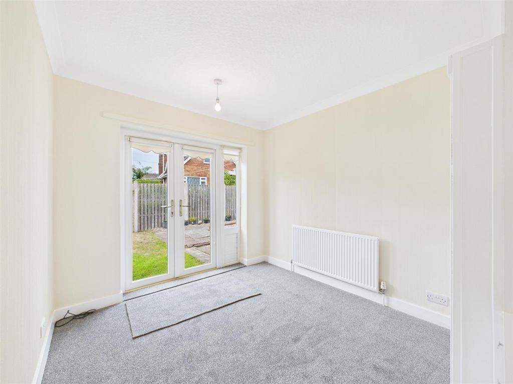 Bedroom: