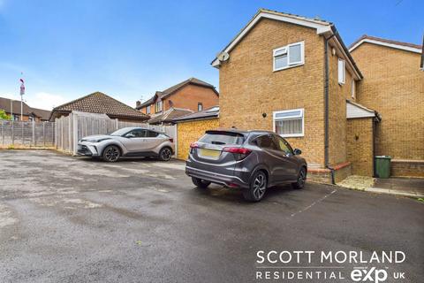 10 Chantry Mews, Basingstoke, RG22 4UE