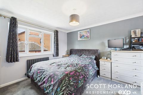 10 Chantry Mews, Basingstoke, RG22 4UE