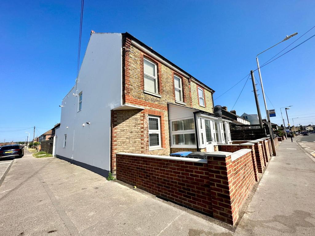 Newington Ramsgate Newington Road, Ramsgate, Kent, CT12 1 bed flat - £725 pcm (£167 pw)