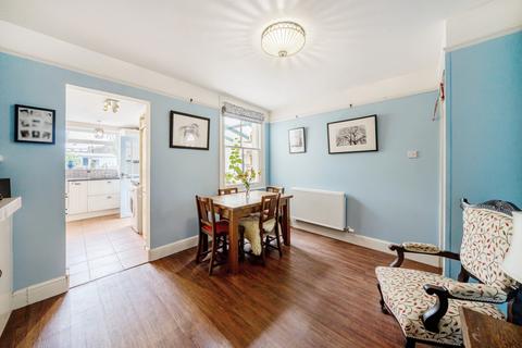 3 bedroom semi-detached house for sale, Fairfield Parade, Gloucestershire GL53
