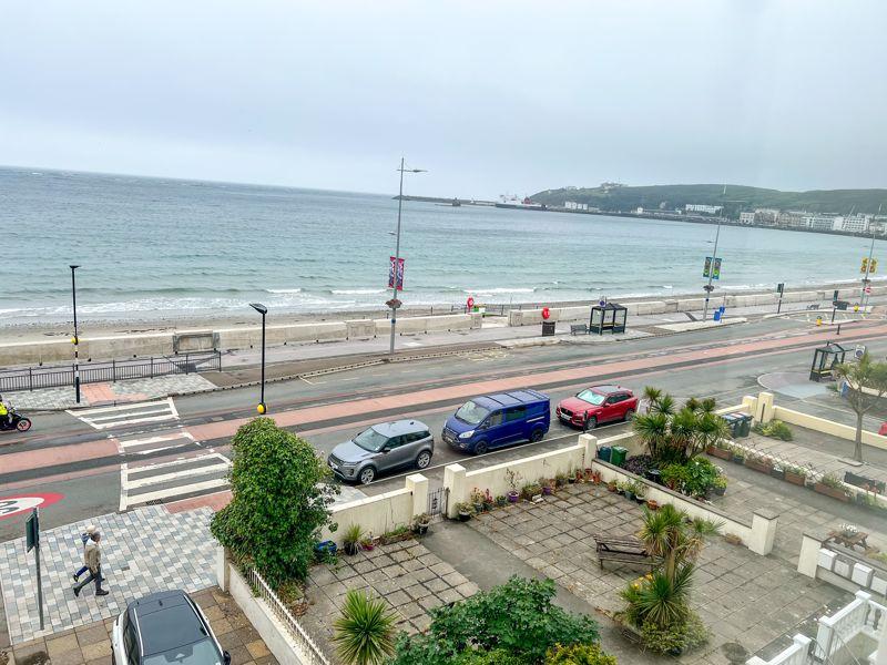 Beach Lodge