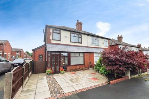 Brighton Avenue, Heaton
