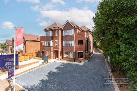 undefined, Purley Downs Road, South Croydon