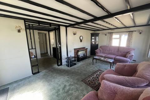 2 bedroom park home for sale, Coppice Farm Park, Tring