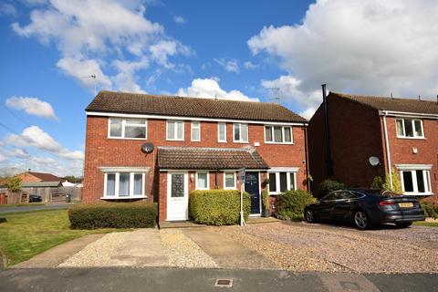 3 bedroom semi-detached house to rent, Aylesbury HP19
