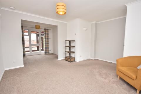3 bedroom semi-detached house to rent, Aylesbury HP19