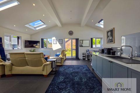 undefined, Hesketh Lane, Preston PR4