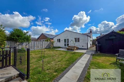 undefined, Hesketh Lane, Preston PR4