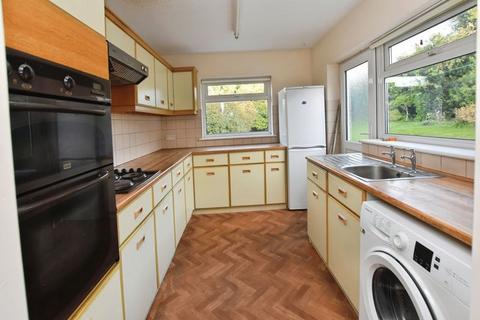 undefined, Hillside Drive, Gomeldon                                       *AVAILABLE NOW*