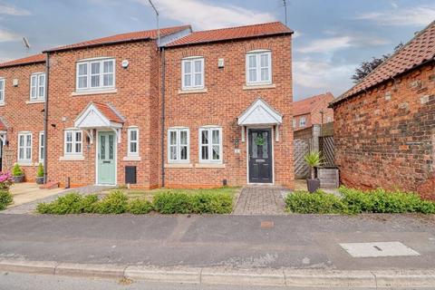 Hazel Avenue, Crowle