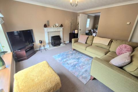 4 bedroom detached house for sale, Valley Drive, Carlisle CA1