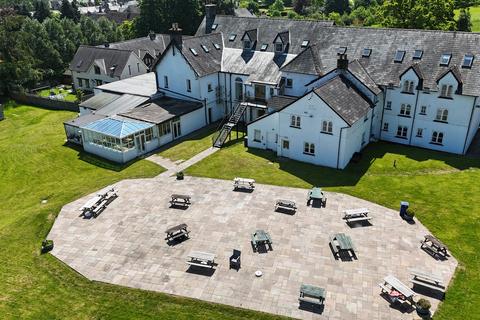 undefined, Llangattock, Powys, NP8