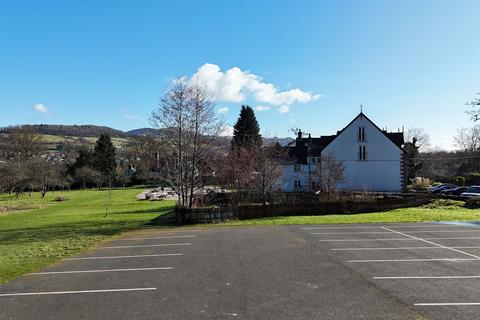 undefined, Llangattock, Powys, NP8