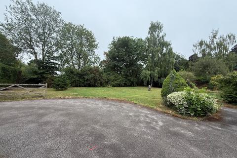 undefined, Southall, Maids Moreton, Buckingham, MK18 1QB