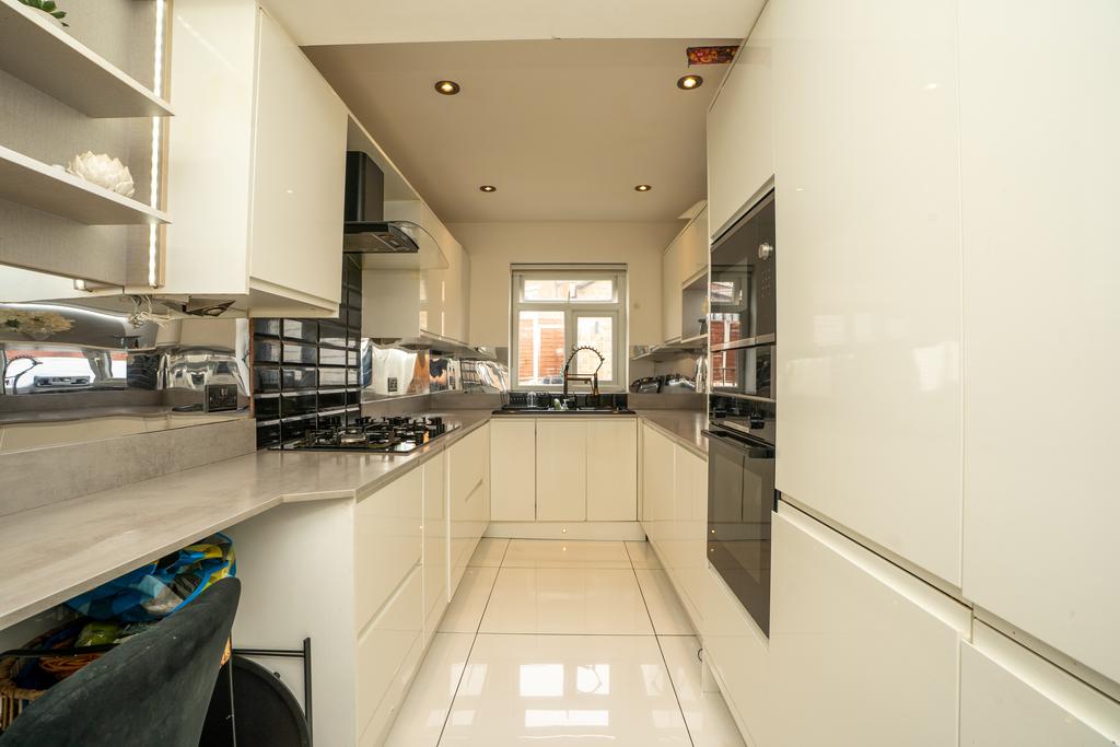 179easterlyroad11