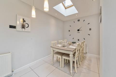 24 Benning Avenue, Dunstable, LU6 1PJ