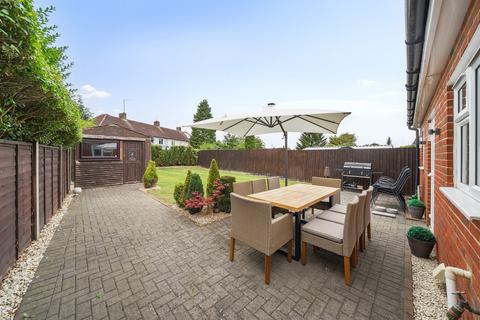 24 Benning Avenue, Dunstable, LU6 1PJ