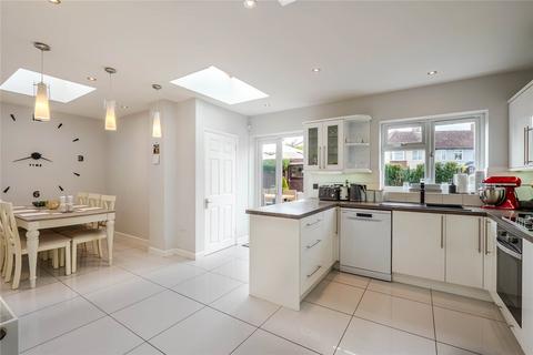 24 Benning Avenue, Dunstable, LU6 1PJ