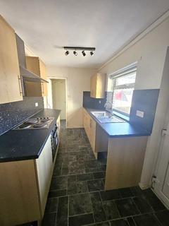2 bedroom flat to rent, Grey Street, Wallsend