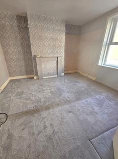 2 bedroom flat to rent, Grey Street, Wallsend