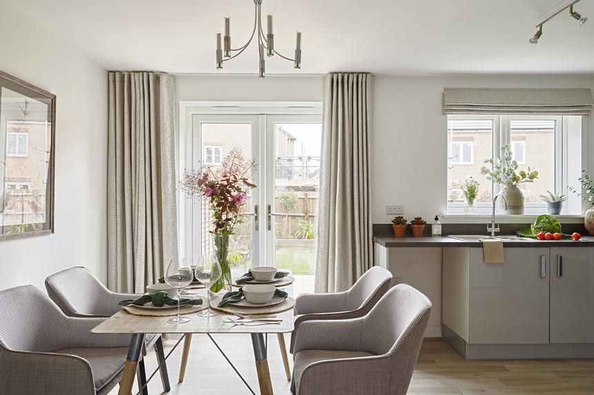 WHUGG-X327-0006 Housetype Plot - Hero 860x573