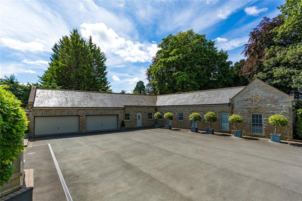 Annex and Garaging