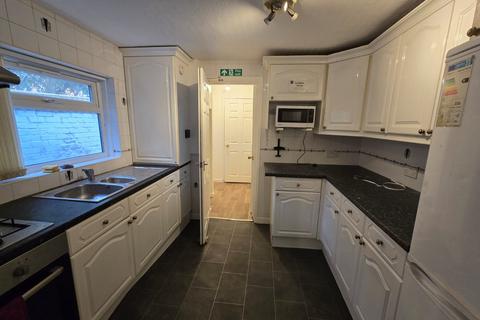 1 bedroom in a house share to rent, Goddard Avenue,  Hull, HU5