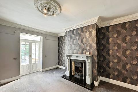 undefined, Upper Green Avenue, Scholes, BD19