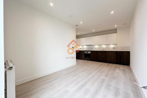 2 bedroom flat to rent, Menara Point, 1 Affinity View, London E16