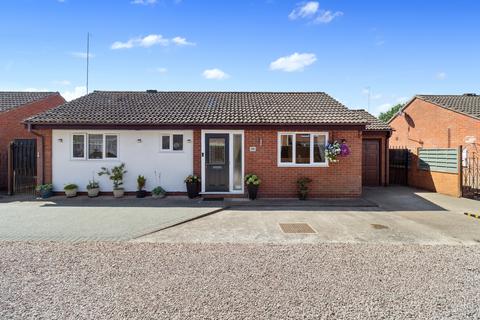 3 bedroom detached bungalow for sale, Worcester WR2