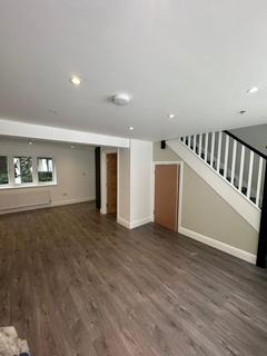 House share to rent, Balfour Mews, London, N9