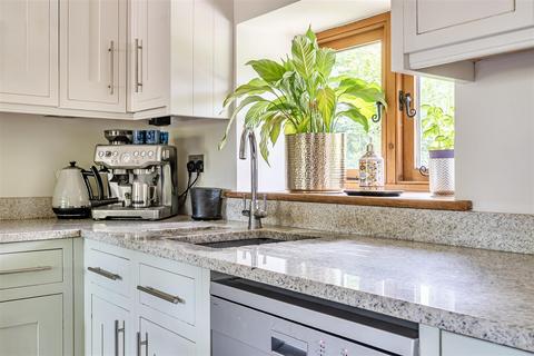 3 bedroom detached house for sale, Derbies Court ,Stalisfield Road, Stalisfield ,Faversham ME13