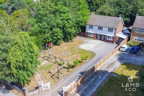 White Timbers Abbey Street, Thorpe Le Soken, Clacton-on-sea, CO16 0JN