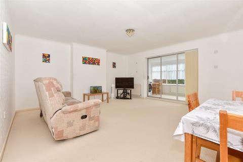 3 bedroom detached bungalow for sale, Quantock Drive, Ashford TN24