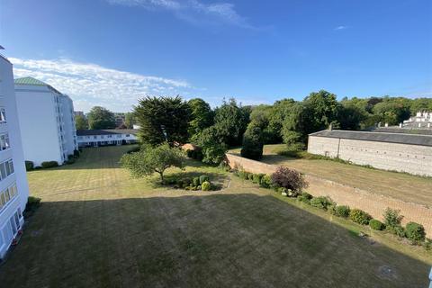 2 bedroom flat for sale, Compton Place Road, Saffrons, Eastbourne
