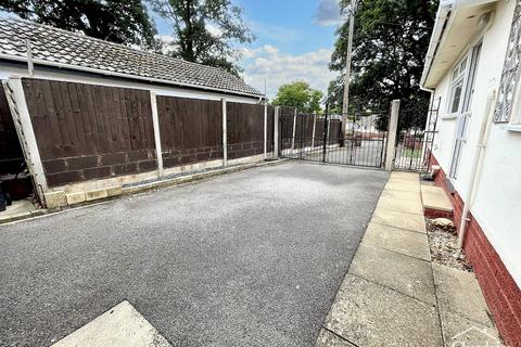 undefined, Deepdene Lane, Bournemouth, BH11 9
