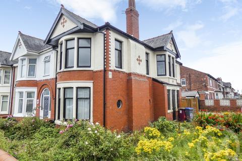 Knowle Avenue, Bispham