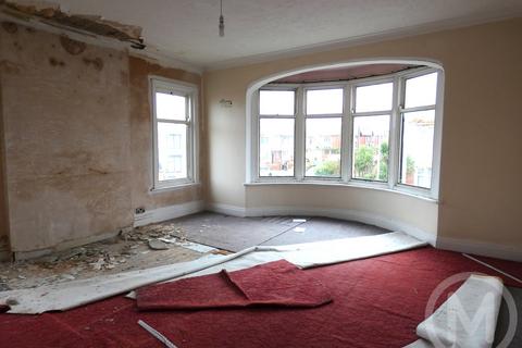 3 bedroom semi-detached house for sale, Knowle Avenue, Bispham