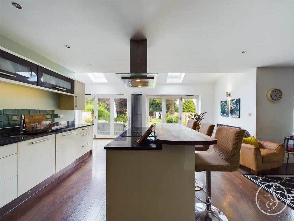Kitchen/diner/family room