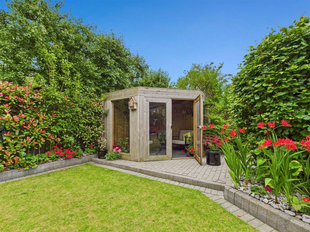 Garden 2.jpg