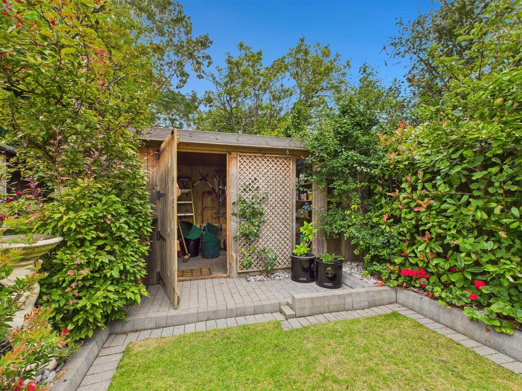 Garden 3.jpg