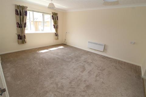 1 bedroom apartment for sale, Cryspen Court, Bury St. Edmunds IP33