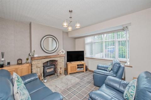 3 bedroom semi-detached house for sale, Armley Grange Avenue, Leeds