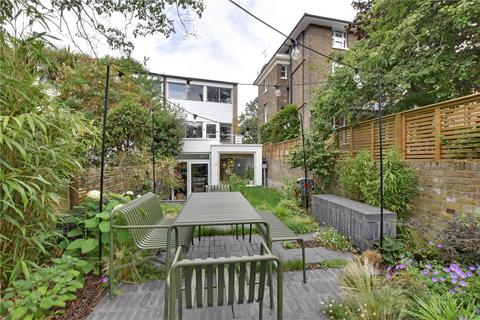 16 Morden Road, London, SE3 0AA