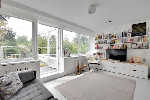 16 Morden Road, London, SE3 0AA