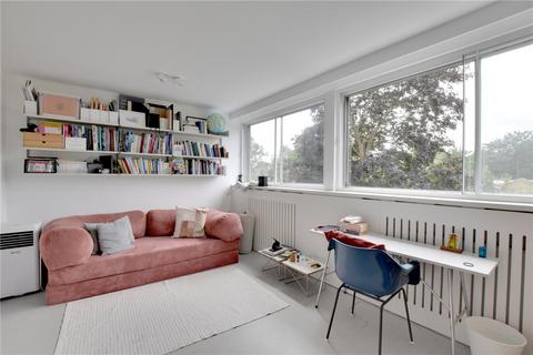 16 Morden Road, London, SE3 0AA