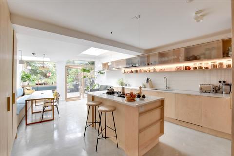 16 Morden Road, London, SE3 0AA