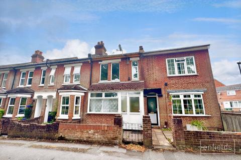 undefined, Southampton SO15